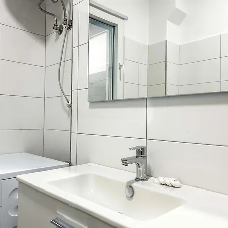 Villa Beach * Golem (Tirana)